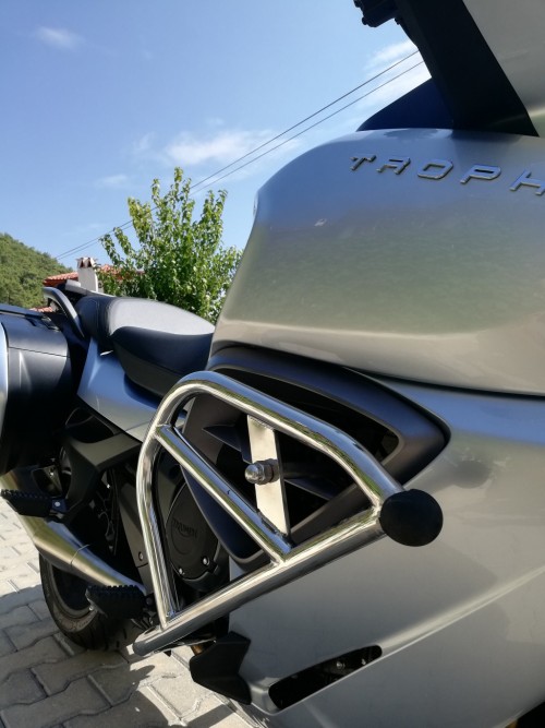 TTSE Crash Bars Triumph Trophy Photos Gallery