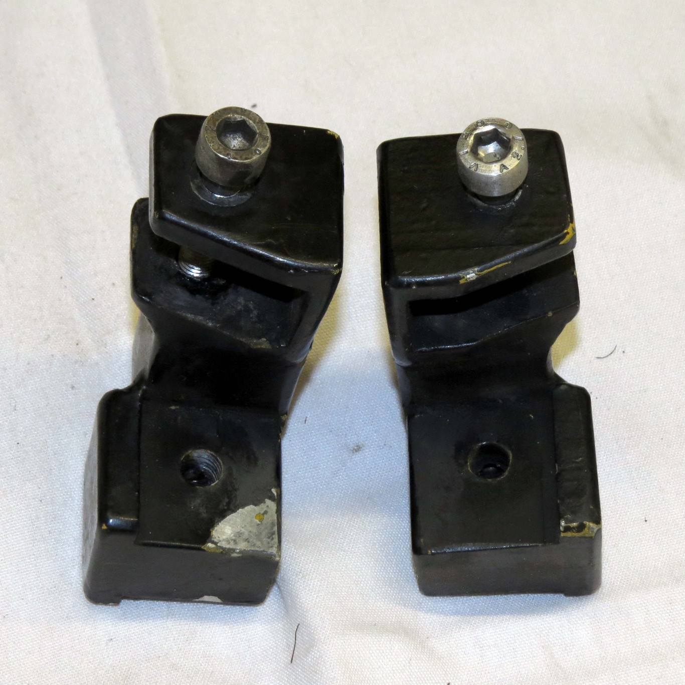 TTSE Rear foot peg lowering bracket Items for Sale Triumph Trophy